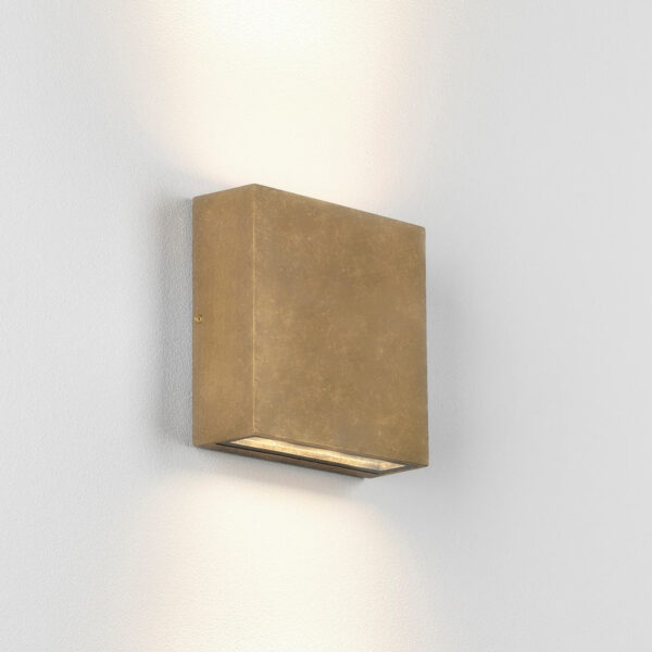 Elis Twin Væglampe Fra Astro Lighting - Messing